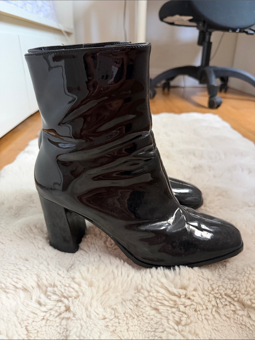 Na-Kd Black Patent Block Heel Ankle Boots - Women's Stylish Booties